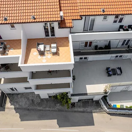 Dobrila 1 * هفار