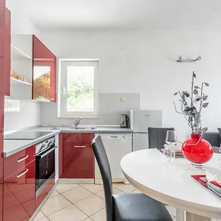 Apartment Dobrila 1 Hvar Town