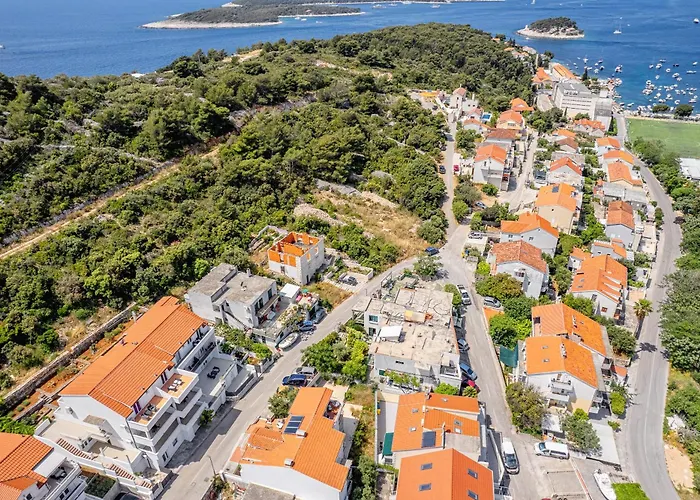 Apartman Dobrila 1 *