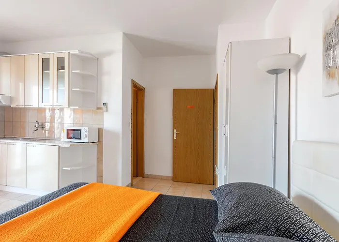 Dobrila 1 * Hvar Town