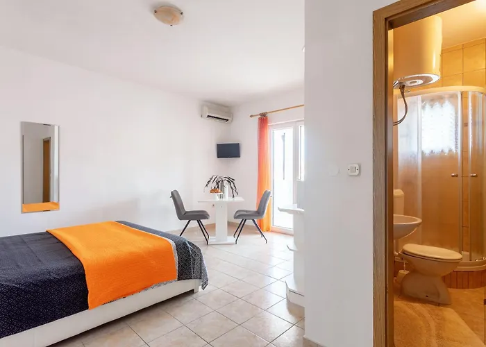 Dobrila 1 * Hvar Town